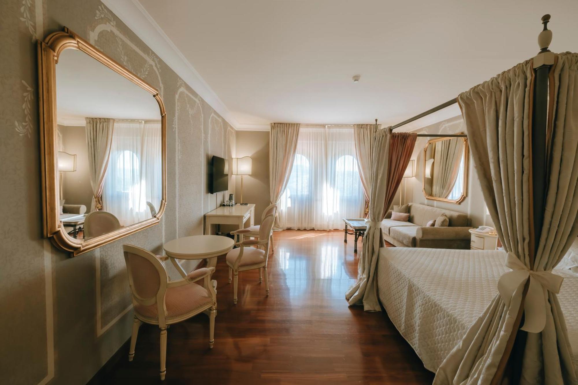 Hotel Bramante トーディ エクステリア 写真