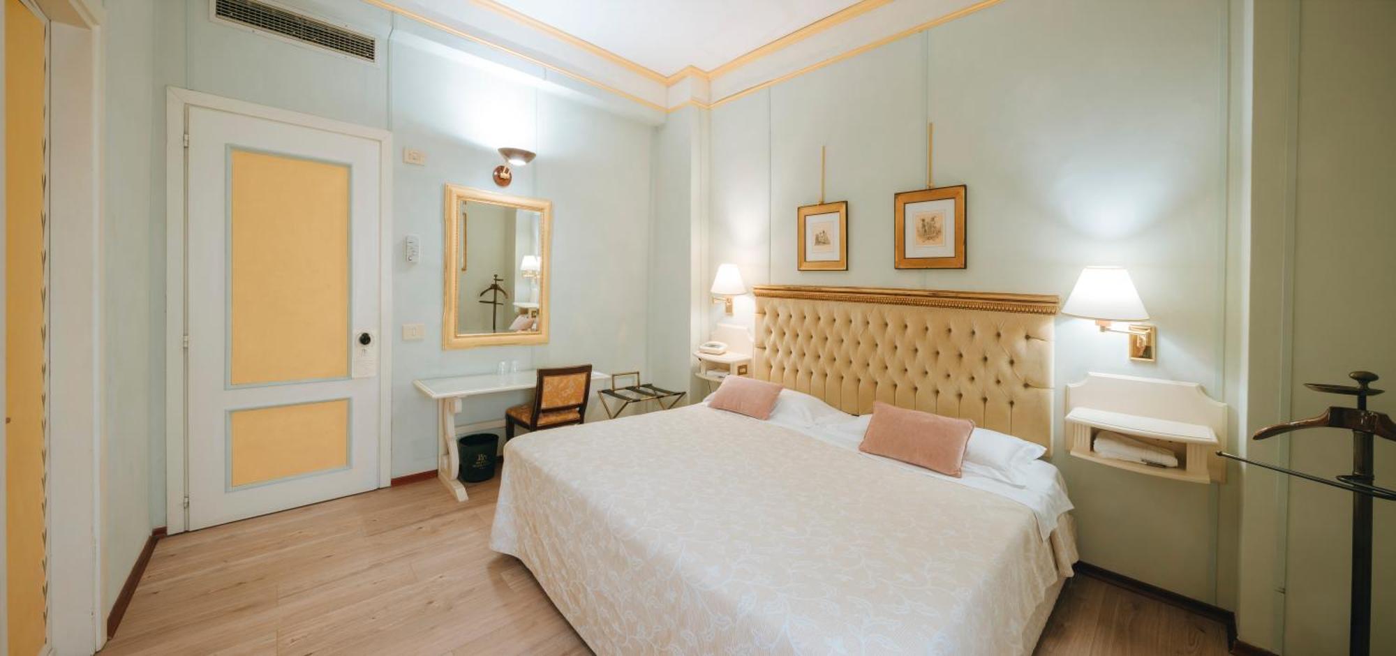 Hotel Bramante トーディ エクステリア 写真